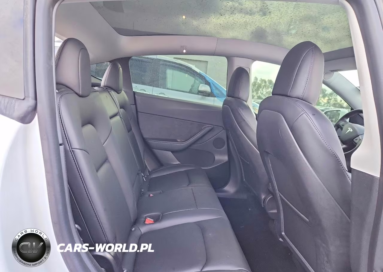 2021 Tesla Model Y VIN:5YJYGDEE2MF086476 - 10