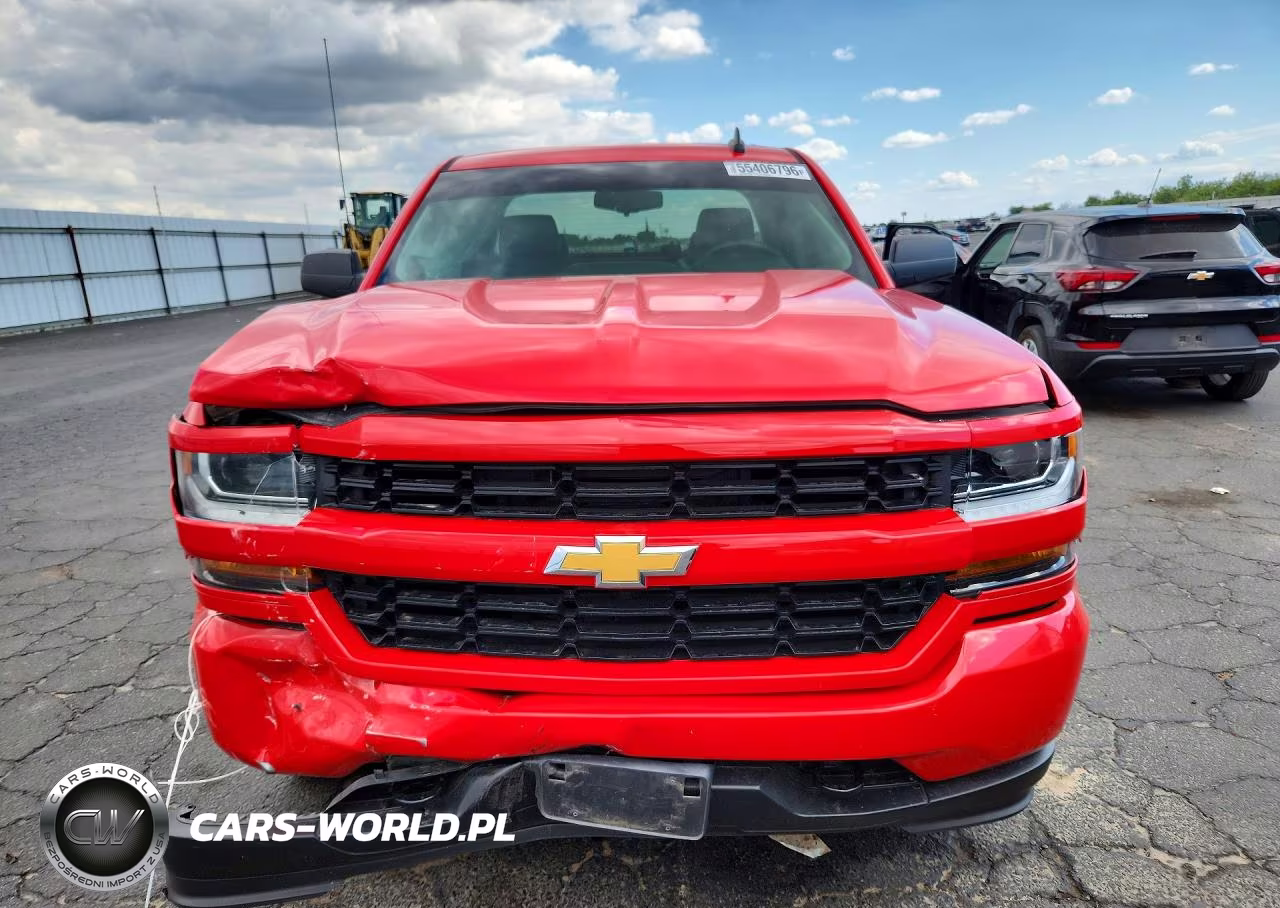 2018 Chevrolet Silverado C1500 Custom VIN:1GCRCPEH3JZ191271 - 5