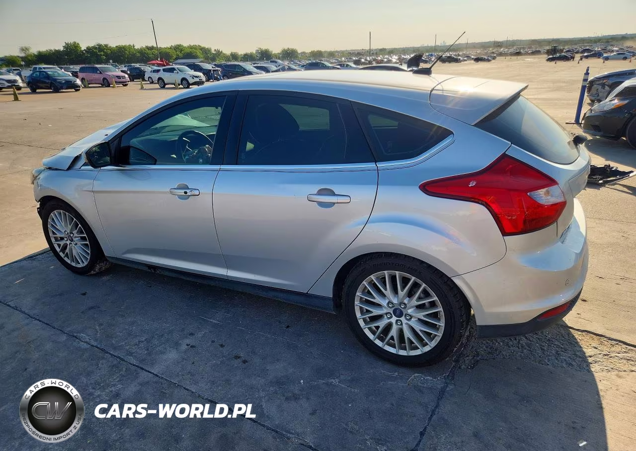 2014 Ford Focus Titanium VIN:1FADP3N24EL196741 - 2