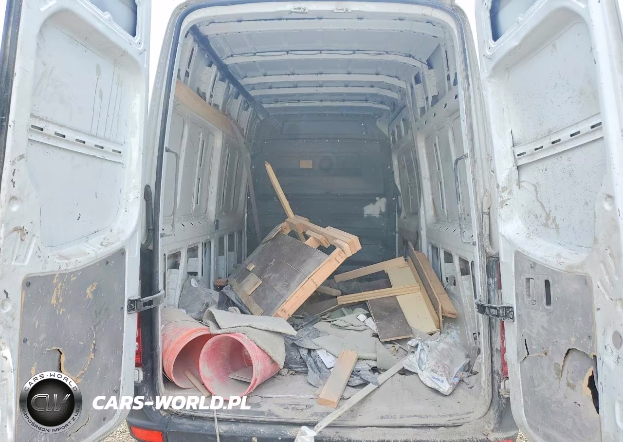 2018 Mercedes-Benz Sprinter 2500 VIN:WD3PE7CD9JP611610 - 10
