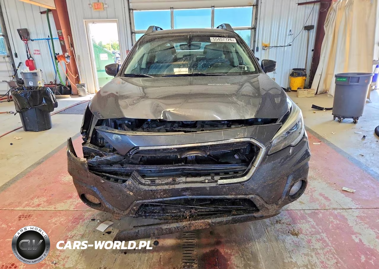 2018 Subaru Outback 2.5I Premium VIN:4S4BSACC7J3334181 - 5