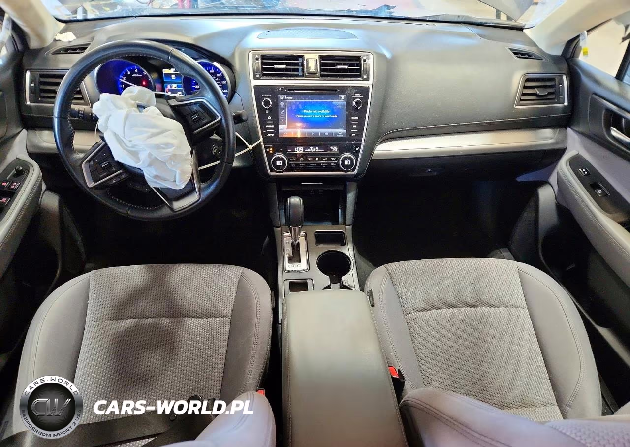 2018 Subaru Outback 2.5I Premium VIN:4S4BSACC7J3334181 - 8