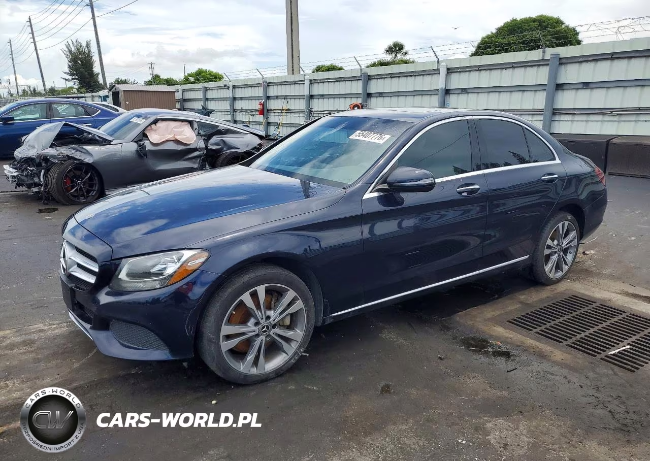2018 Mercedes-Benz C 300 4Matic