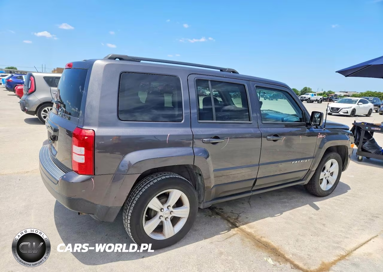 2016 Jeep Patriot Sport VIN:1C4NJPBA3GD693439 - 3