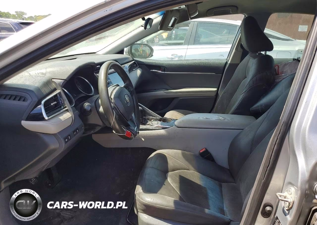 2018 Toyota Camry L VIN:4T1B11HK9JU552880 - 7