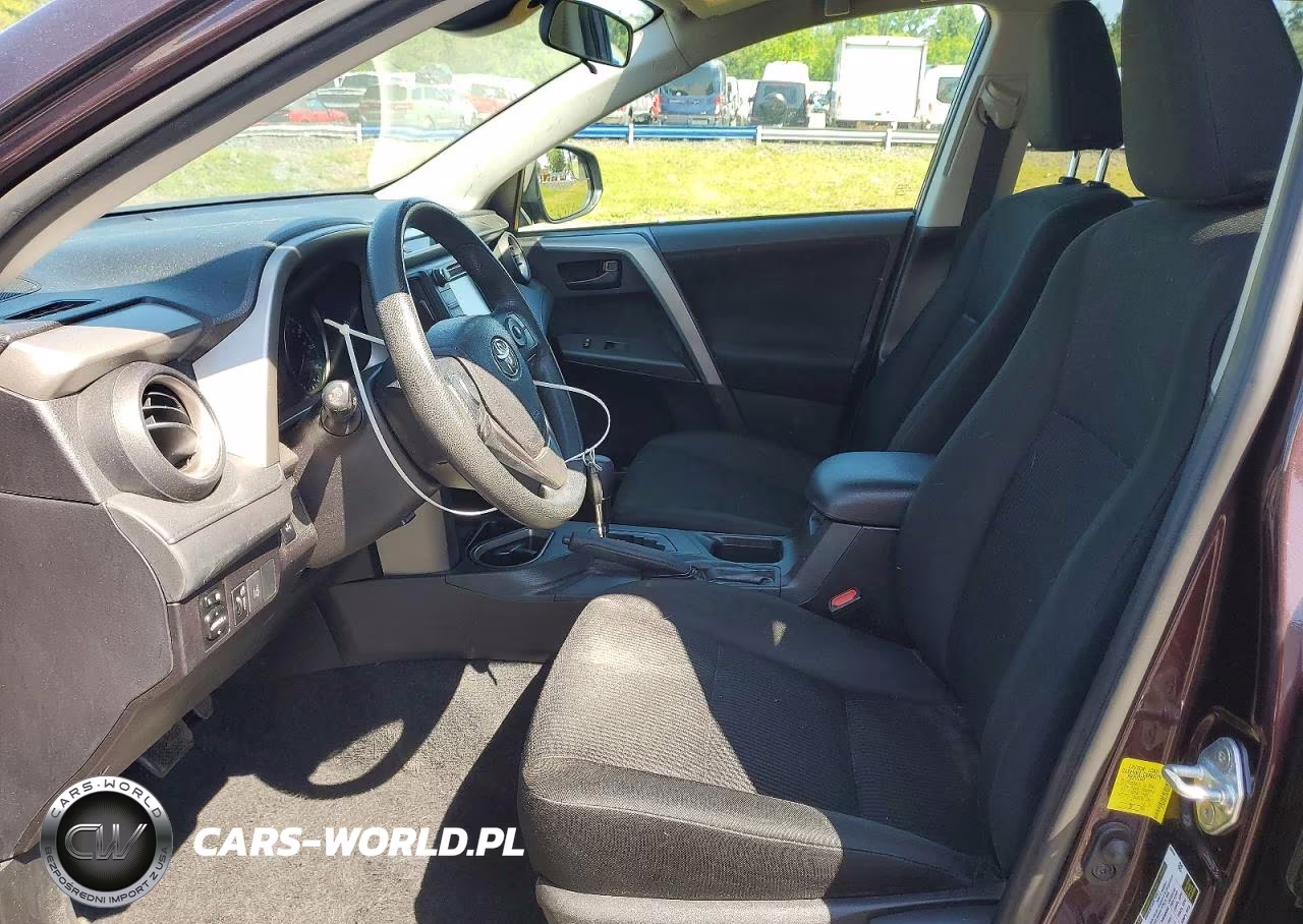 2018 Toyota Rav4 Le VIN:2T3BFREV1JW759026 - 7