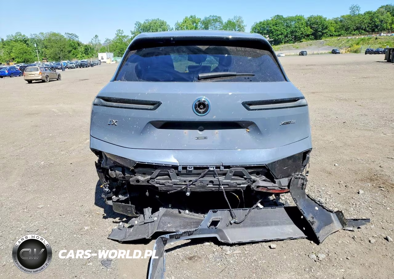 2024 BMW Ix xDrive50 VIN:WB523CF08RCP23479 - 6