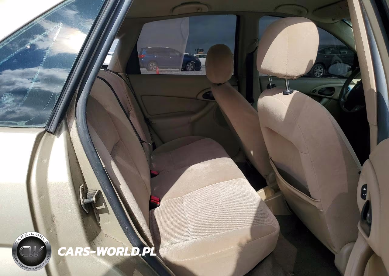 2002 Ford Focus VIN:1FAFP34P52W194688 - 10