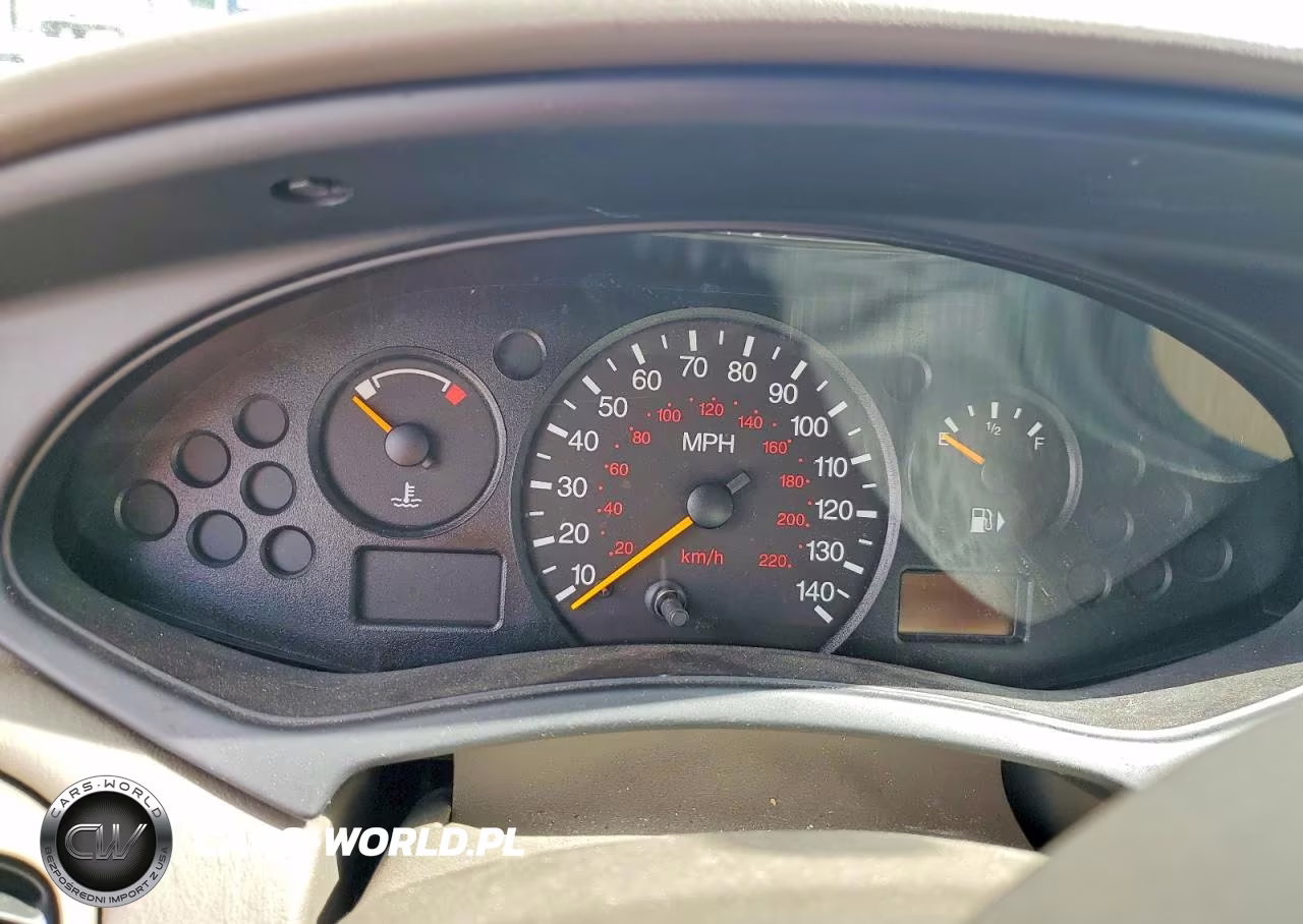 2002 Ford Focus VIN:1FAFP34P52W194688 - 9