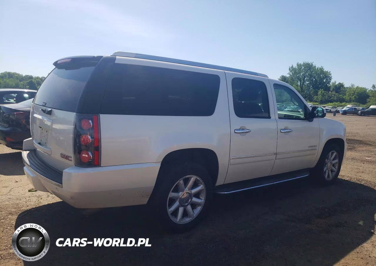 2013 GMC Yukon Xl Denali VIN:1GKS2MEF4DR151355 - 3