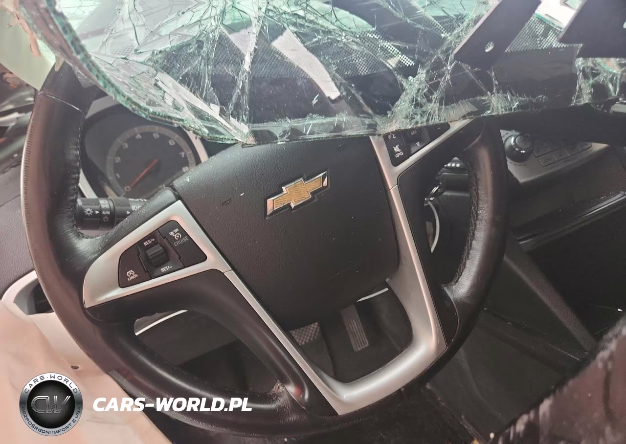 2017 Chevrolet Equinox Premier VIN:2GNFLGEK2H6144194 - 9
