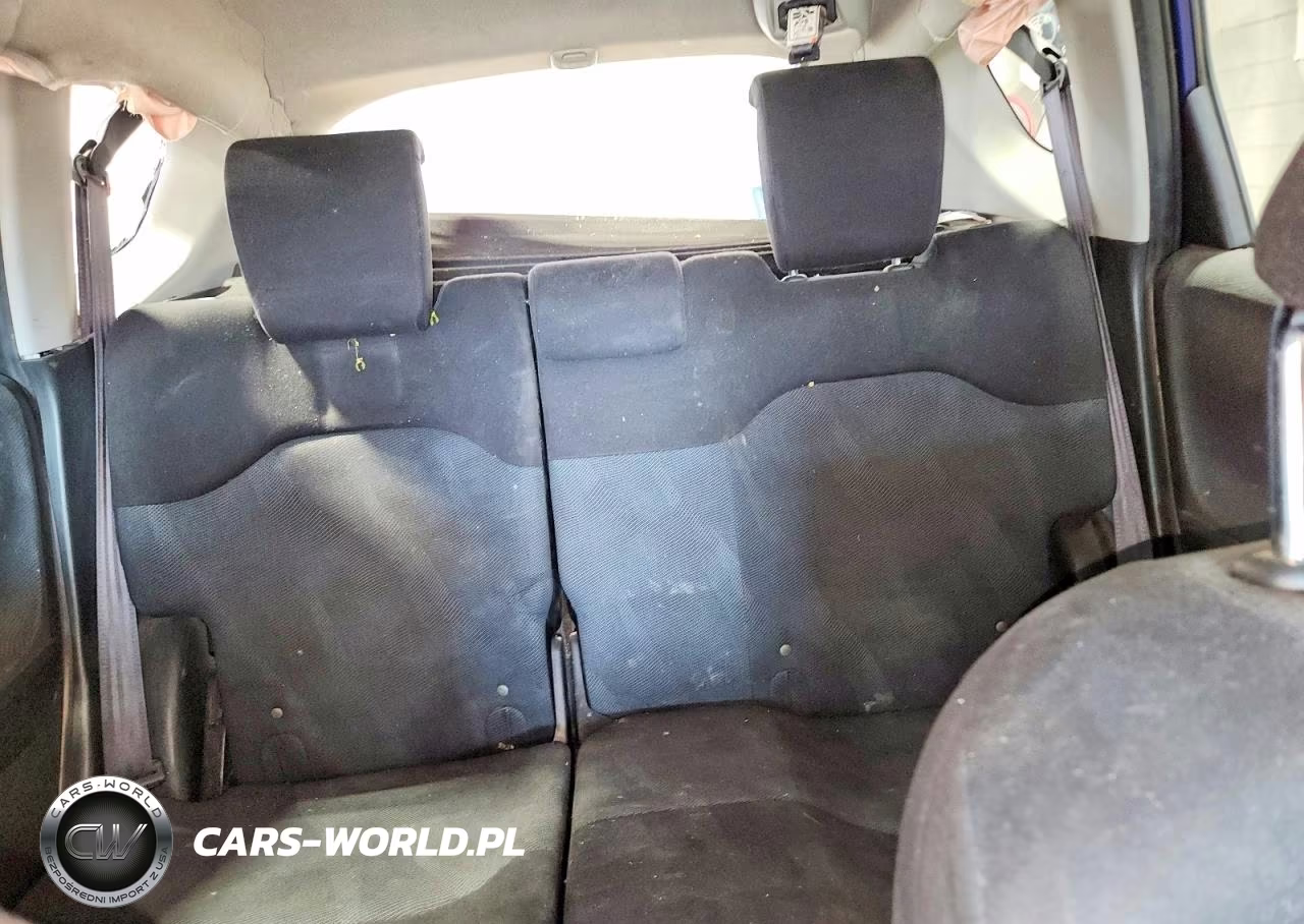 2011 Honda Fit VIN:JHMGE8H58BC013710 - 10