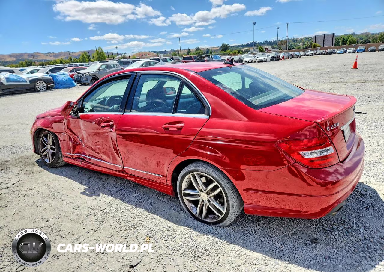 2012 Mercedes-Benz C 250 VIN:WDDGF4HB5CR236174 - 2