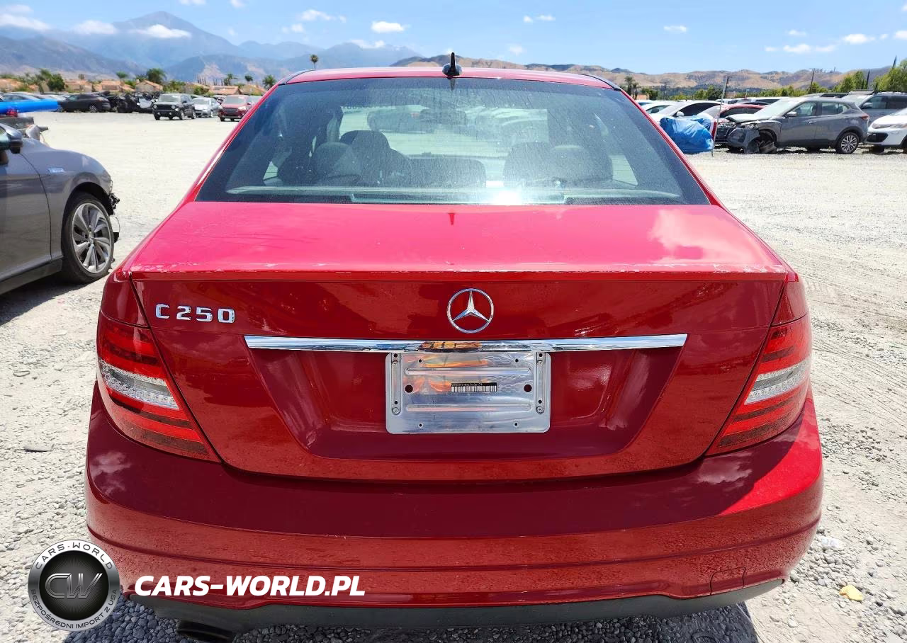 2012 Mercedes-Benz C 250 VIN:WDDGF4HB5CR236174 - 6