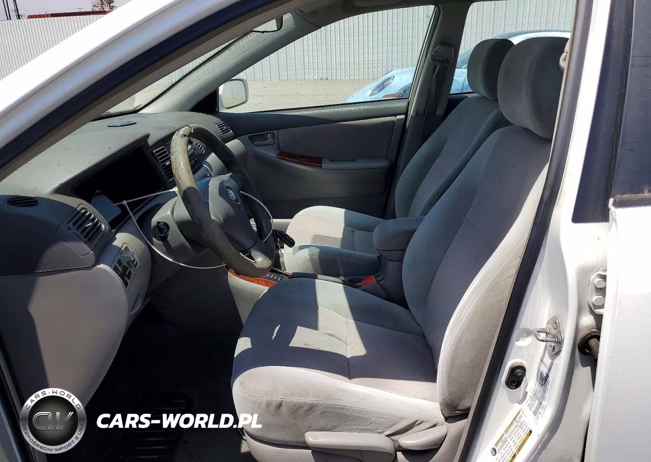 2007 Toyota Corolla Le VIN:1NXBR32E07Z855630 - 7