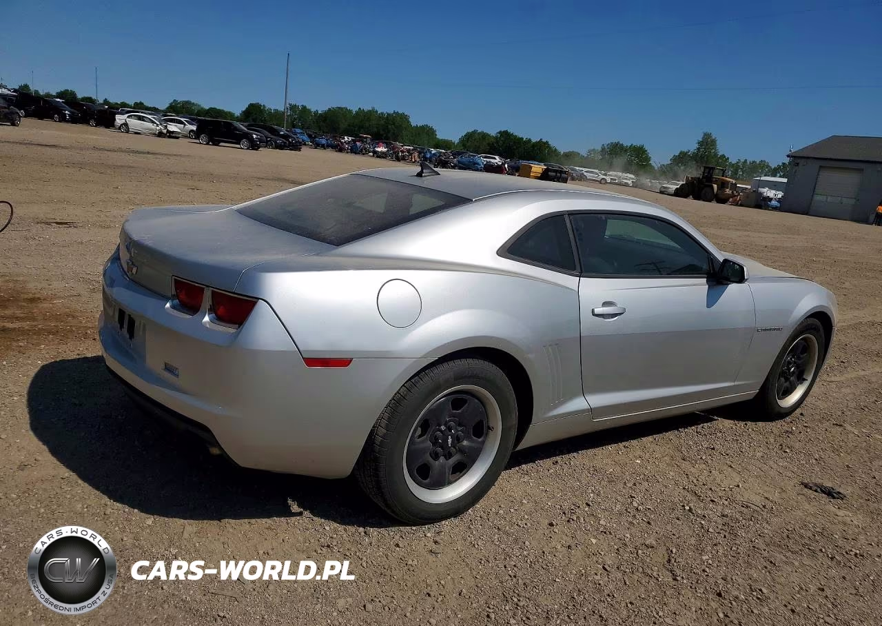 2011 Chevrolet Camaro Ls VIN:2G1FA1ED0B9164679 - 3