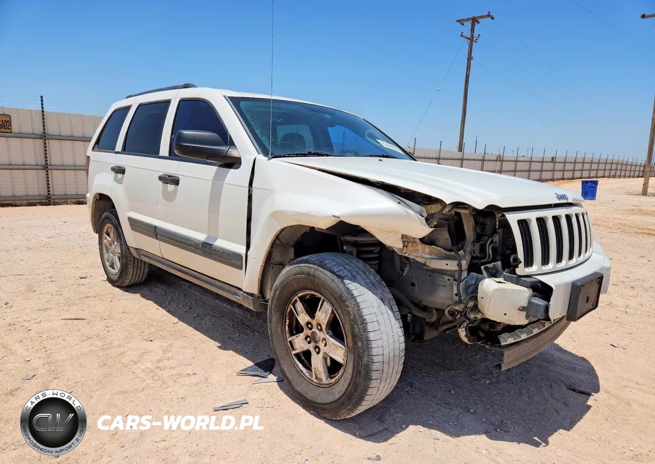 2005 Jeep Grand Cherokee Laredo VIN:1J4GR48K05C708833 - 4