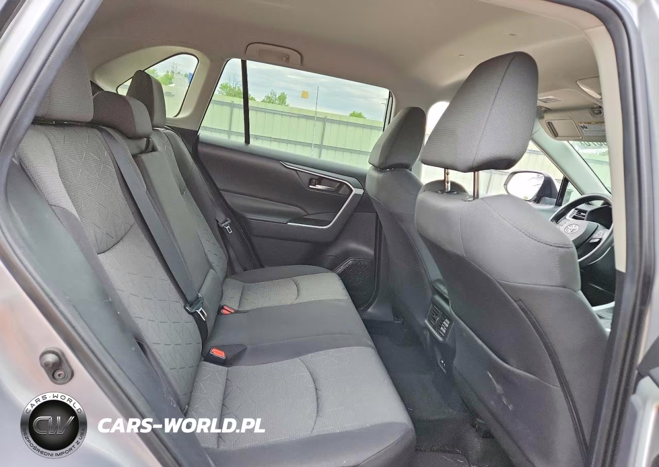 2021 Toyota Rav4 Xle VIN:2T3P1RFV3MC157463 - 11