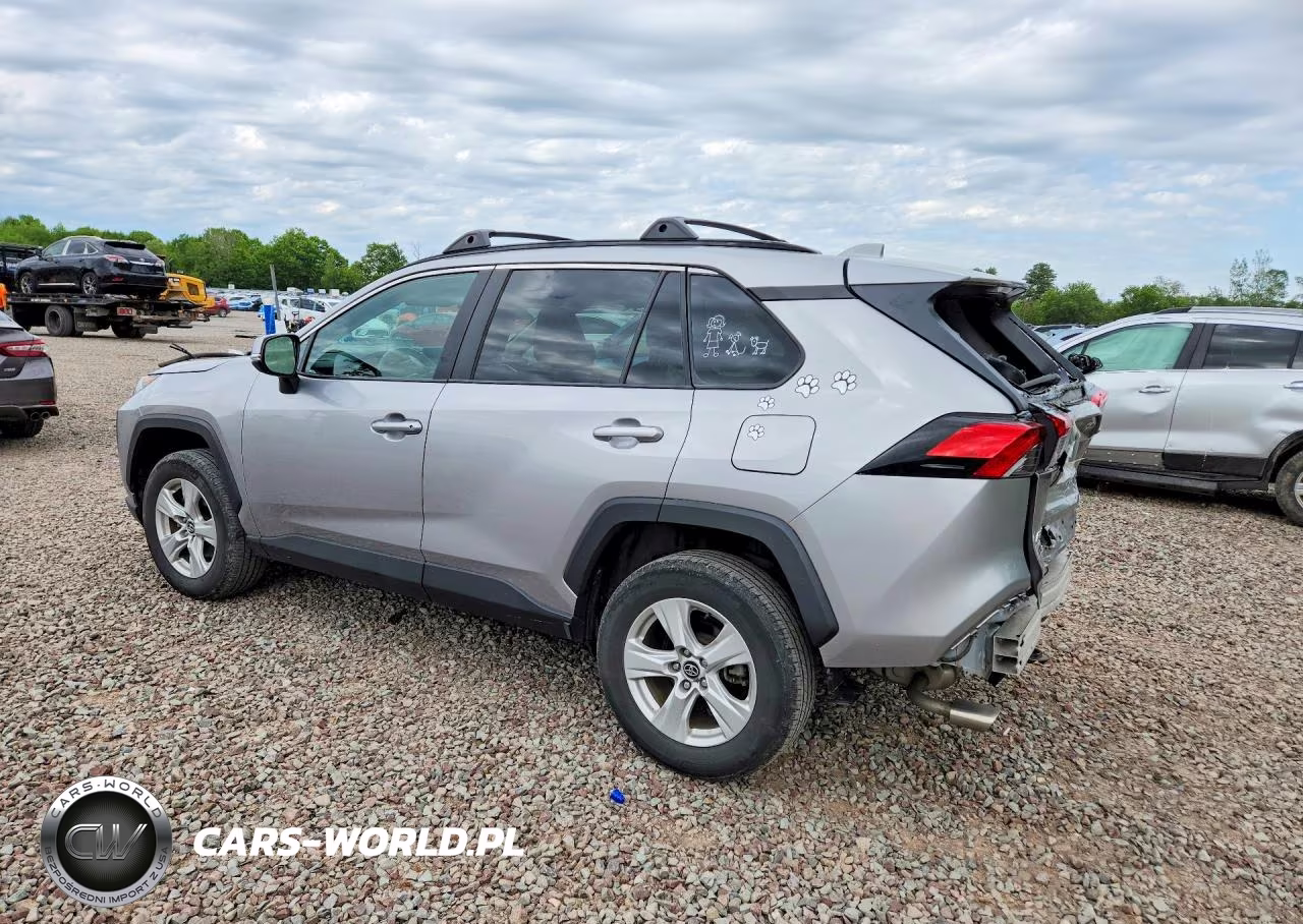2021 Toyota Rav4 Xle VIN:2T3P1RFV3MC157463 - 2