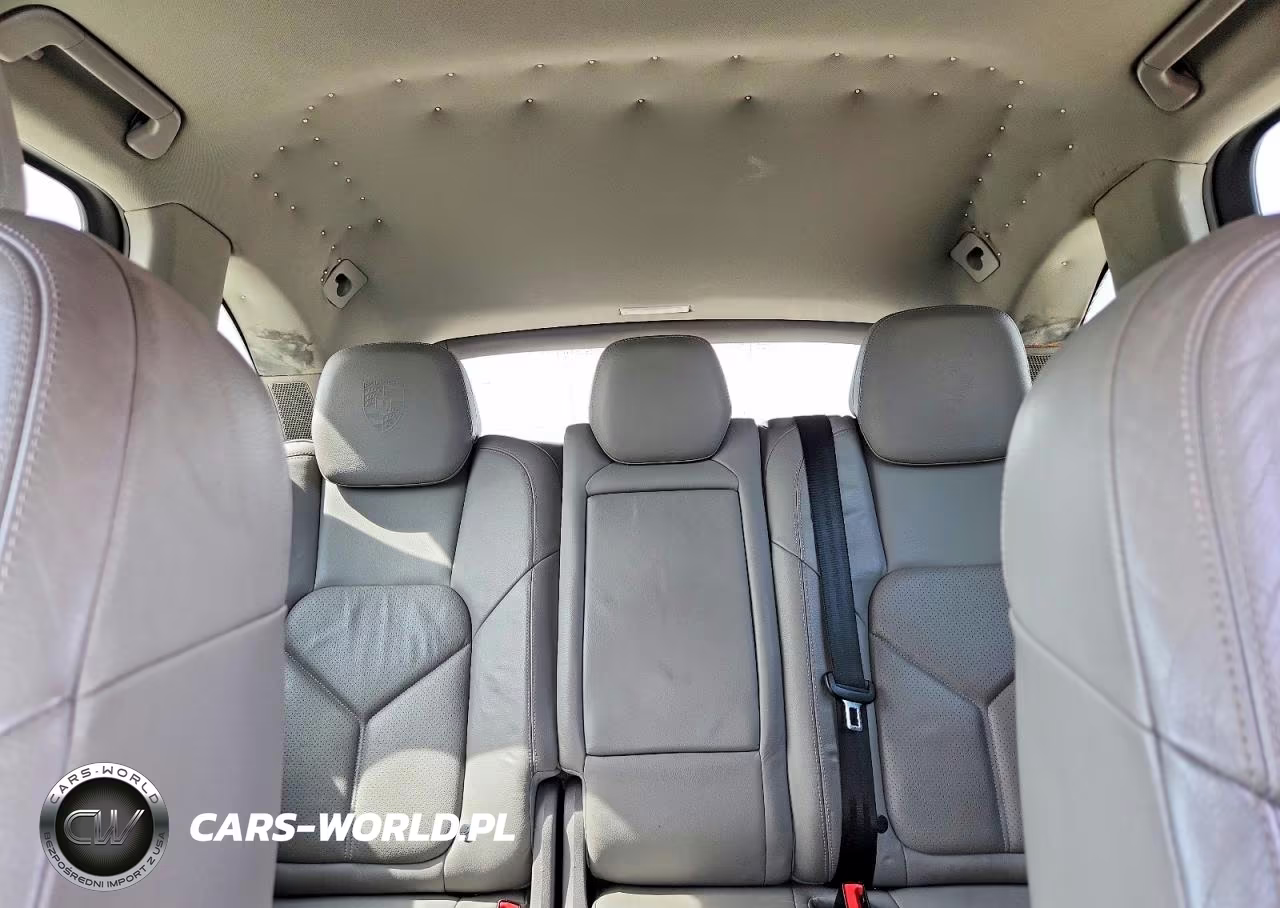 2014 Porsche Cayenne VIN:WP1AA2A28ELA97451 - 10