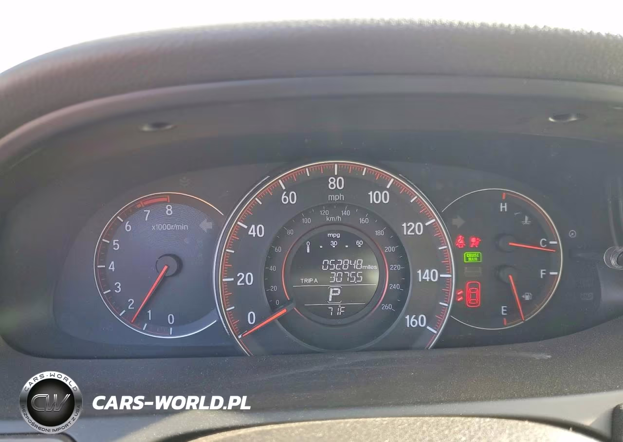 2017 Honda Accord Sport VIN:1HGCR2F5XHA300041 - 9