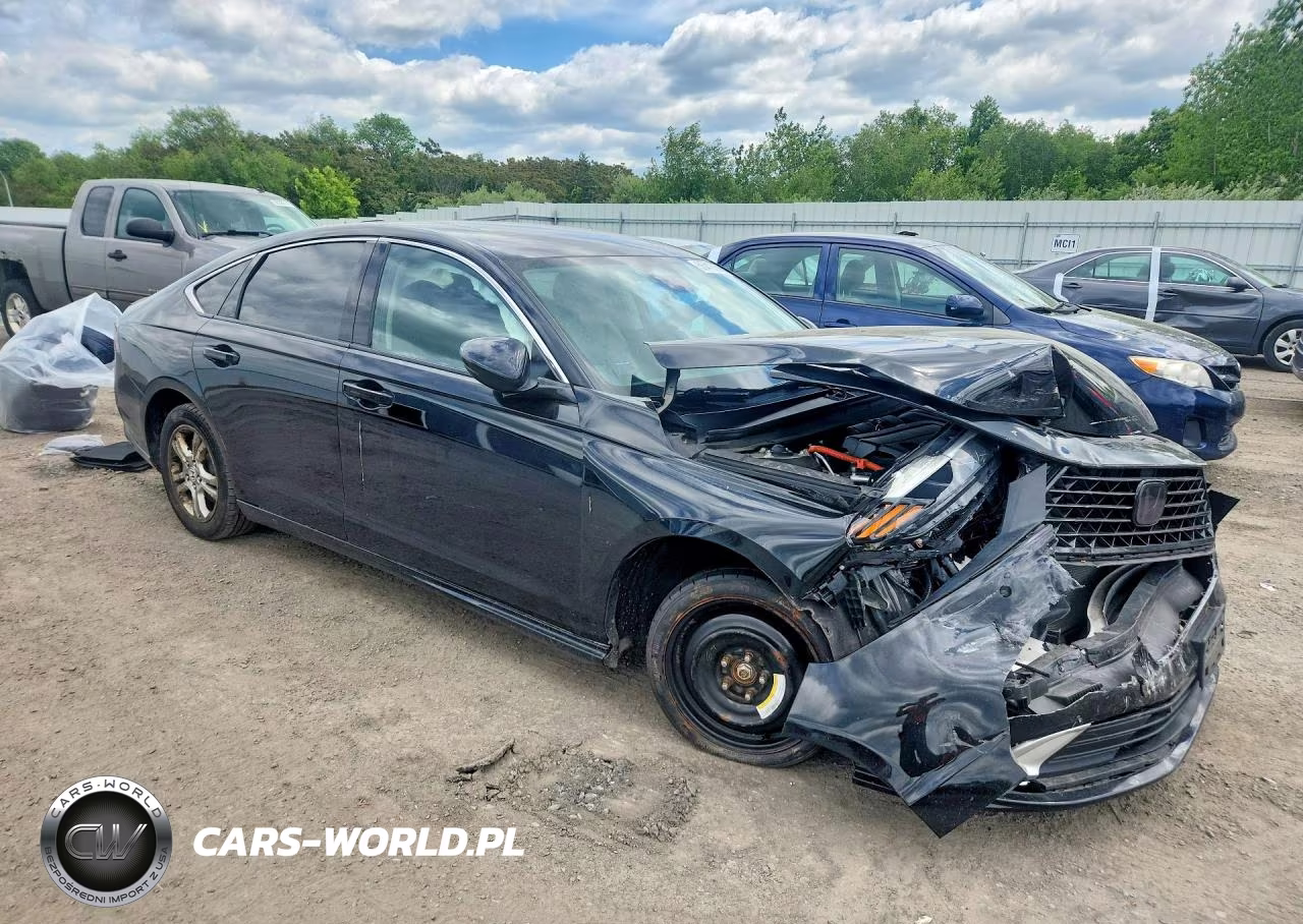 2023 Honda Accord Touring Hybrid VIN:1HGCY2F86PA040300 - 4