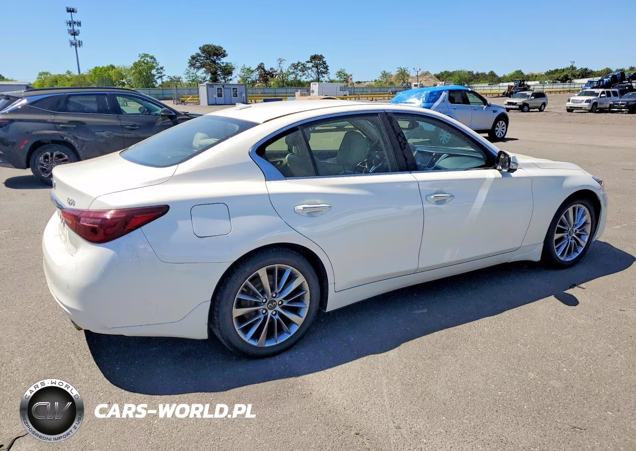 2022 Infiniti Q50 Luxe VIN:JN1EV7BR0NM340344 - 3