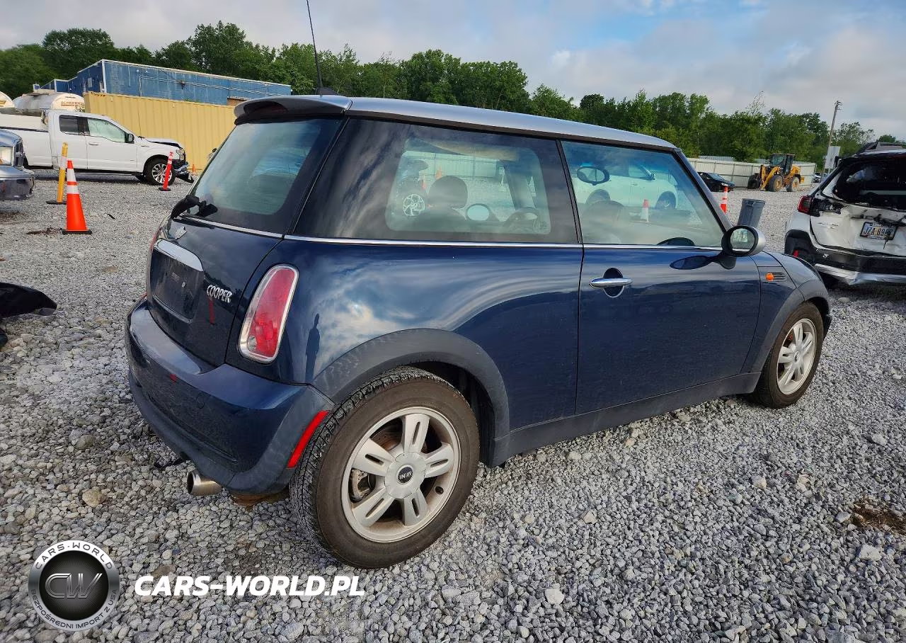 2006 Mini Cooper VIN:WMWRC33556TJ75954 - 3