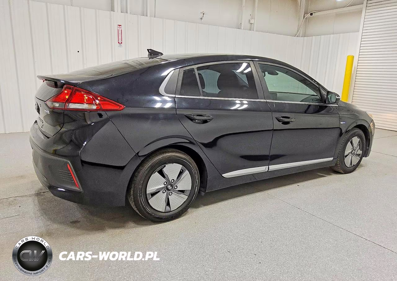 2020 Hyundai Ioniq Se VIN:KMHC75LC9LU209564 - 3