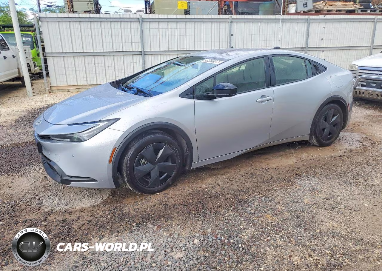 2026 Toyota Prius Le – zdjęcie 1 z 12