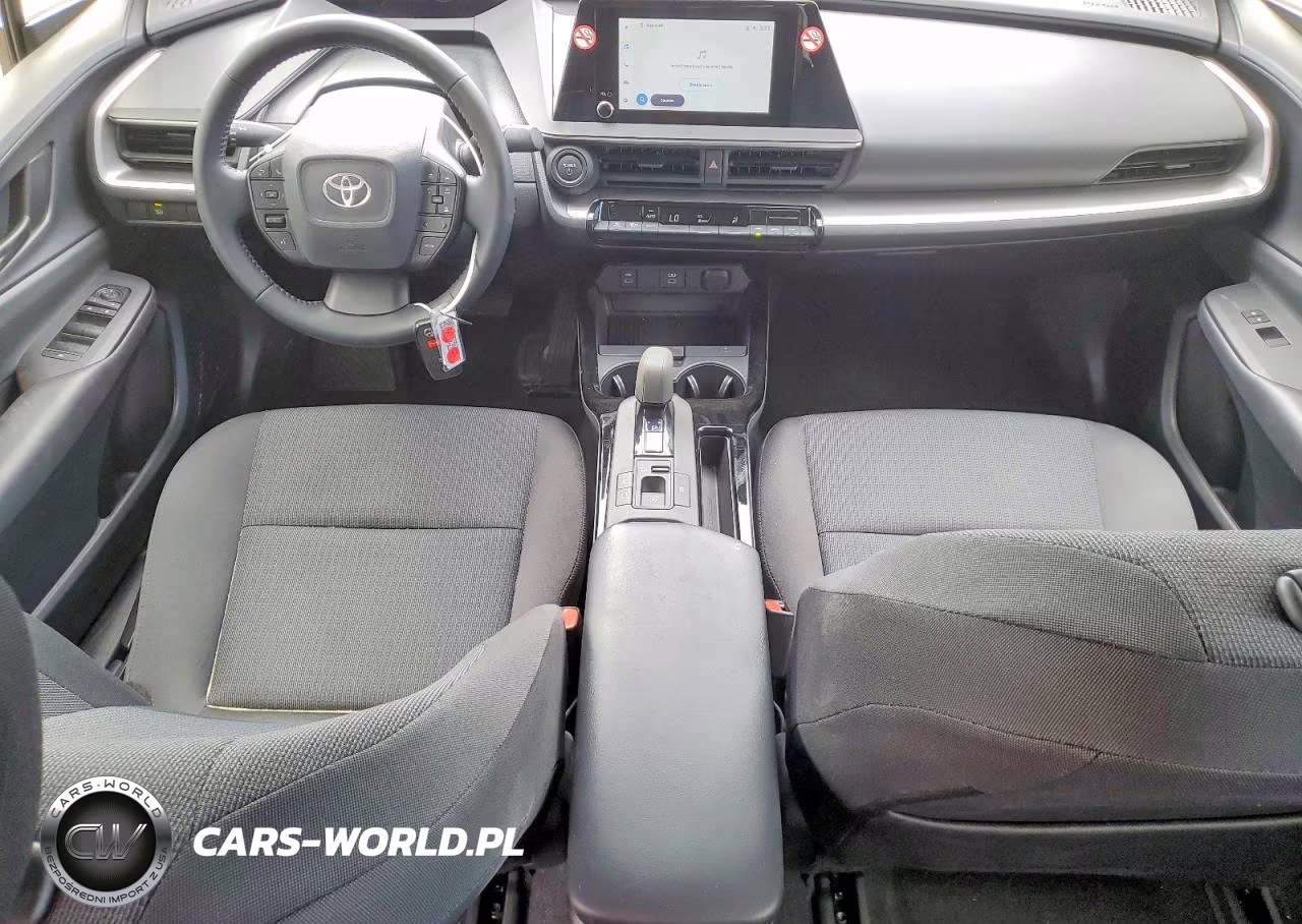 2026 Toyota Prius Le VIN:JTDACAAU6T3075422 - 8