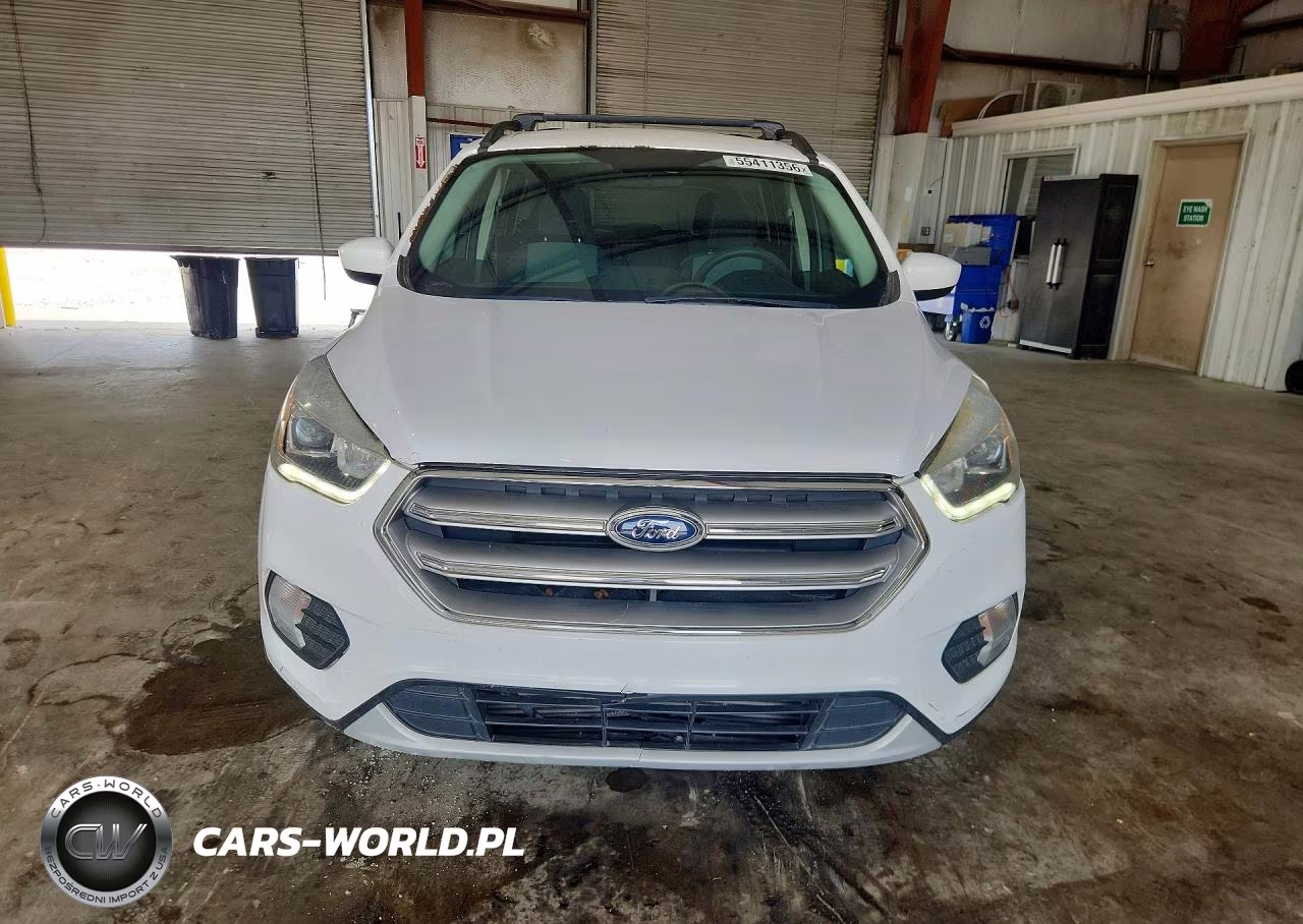 2017 Ford Escape Se VIN:1FMCU9G94HUE37980 - 5