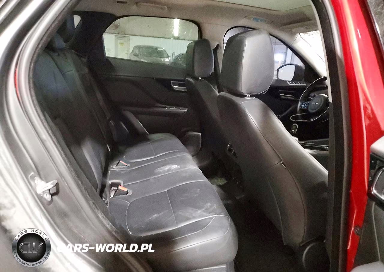 2018 Jaguar F-Pace Premium VIN:SADCJ2FX6JA265399 - 11