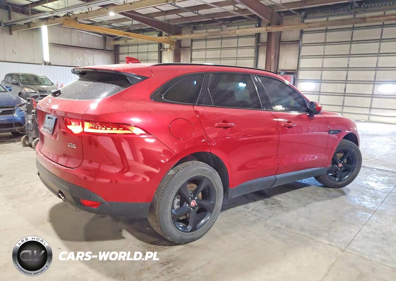 2018 Jaguar F-Pace Premium VIN:SADCJ2FX6JA265399 - 3