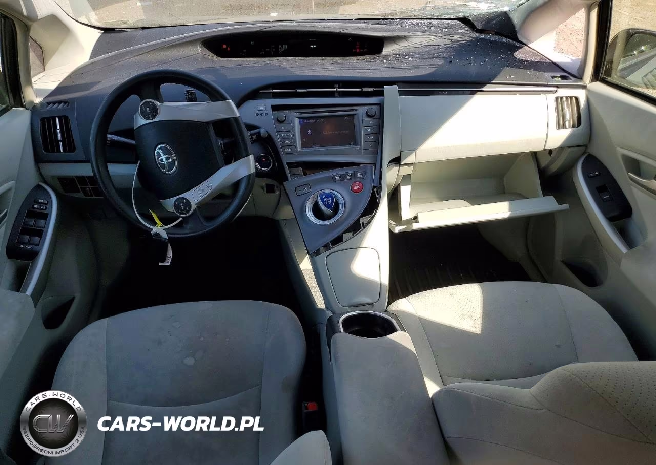 2014 Toyota Prius Two VIN:JTDKN3DU6E0381241 - 8