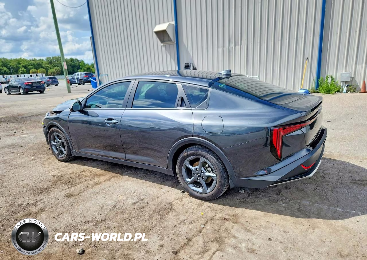 2025 Kia K4 Lxs VIN:3KPFT4DE5SE084034 - 2