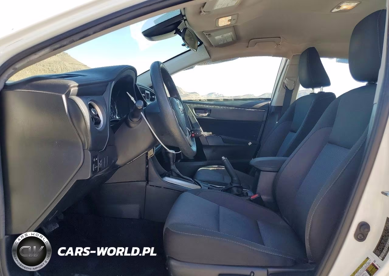 2018 Toyota Corolla Le VIN:2T1BURHE6JC068389 - 7