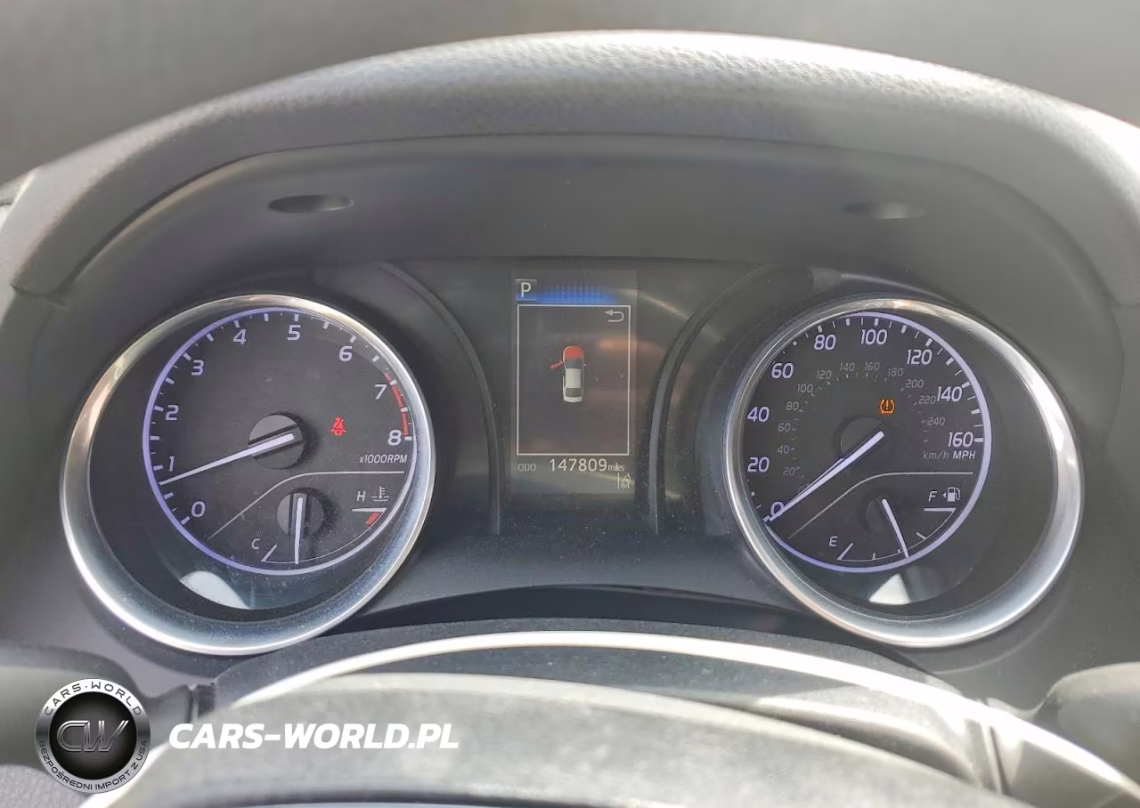 2018 Toyota Camry Le VIN:4T1B11HK1JU091304 - 9