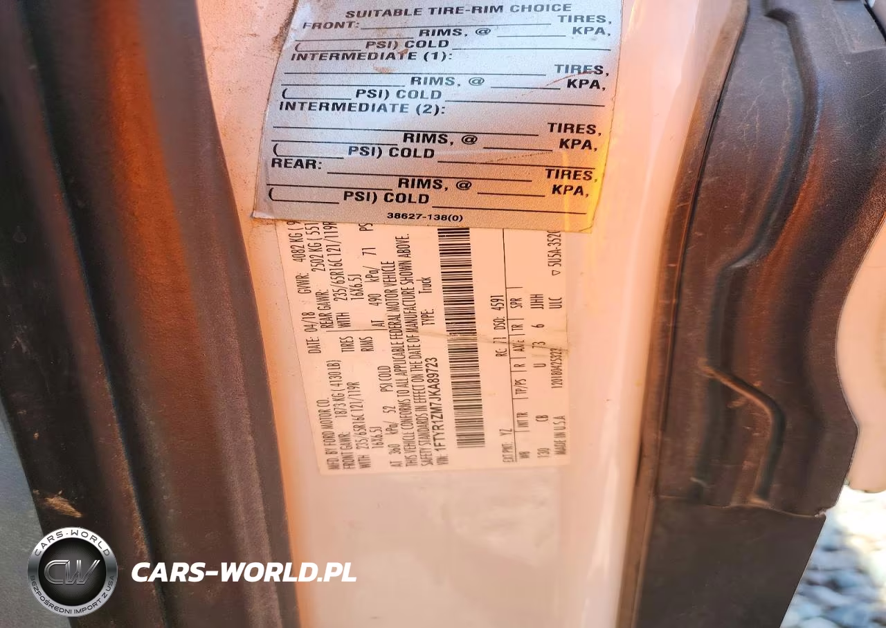 2020 Ford Transit T-250 VIN:1FTYR1ZM7JKA89723 - 13