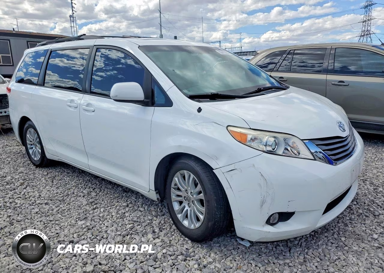 2012 Toyota Sienna Xle 8-Passenger VIN:5TDYK3DC6CS229285 - 4