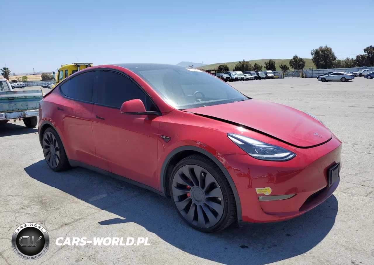 2021 Tesla Model Y VIN:5YJYGDEFXMF273165 - 4