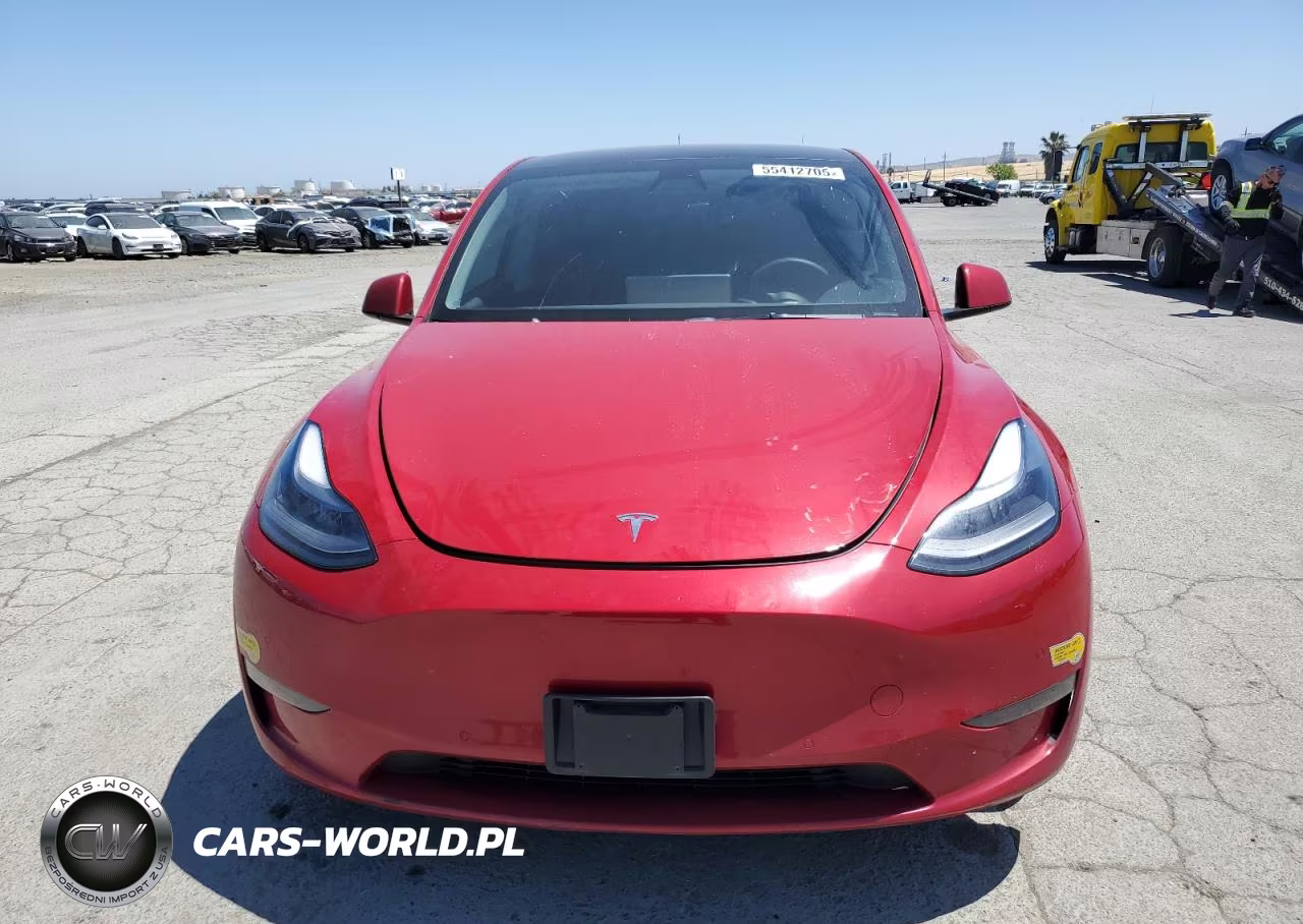2021 Tesla Model Y VIN:5YJYGDEFXMF273165 - 5