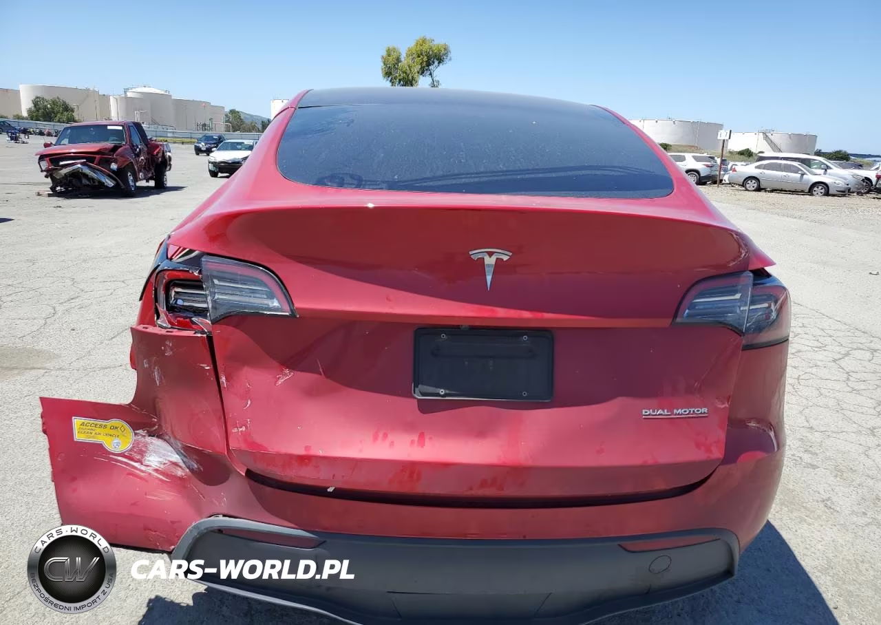 2021 Tesla Model Y VIN:5YJYGDEFXMF273165 - 6