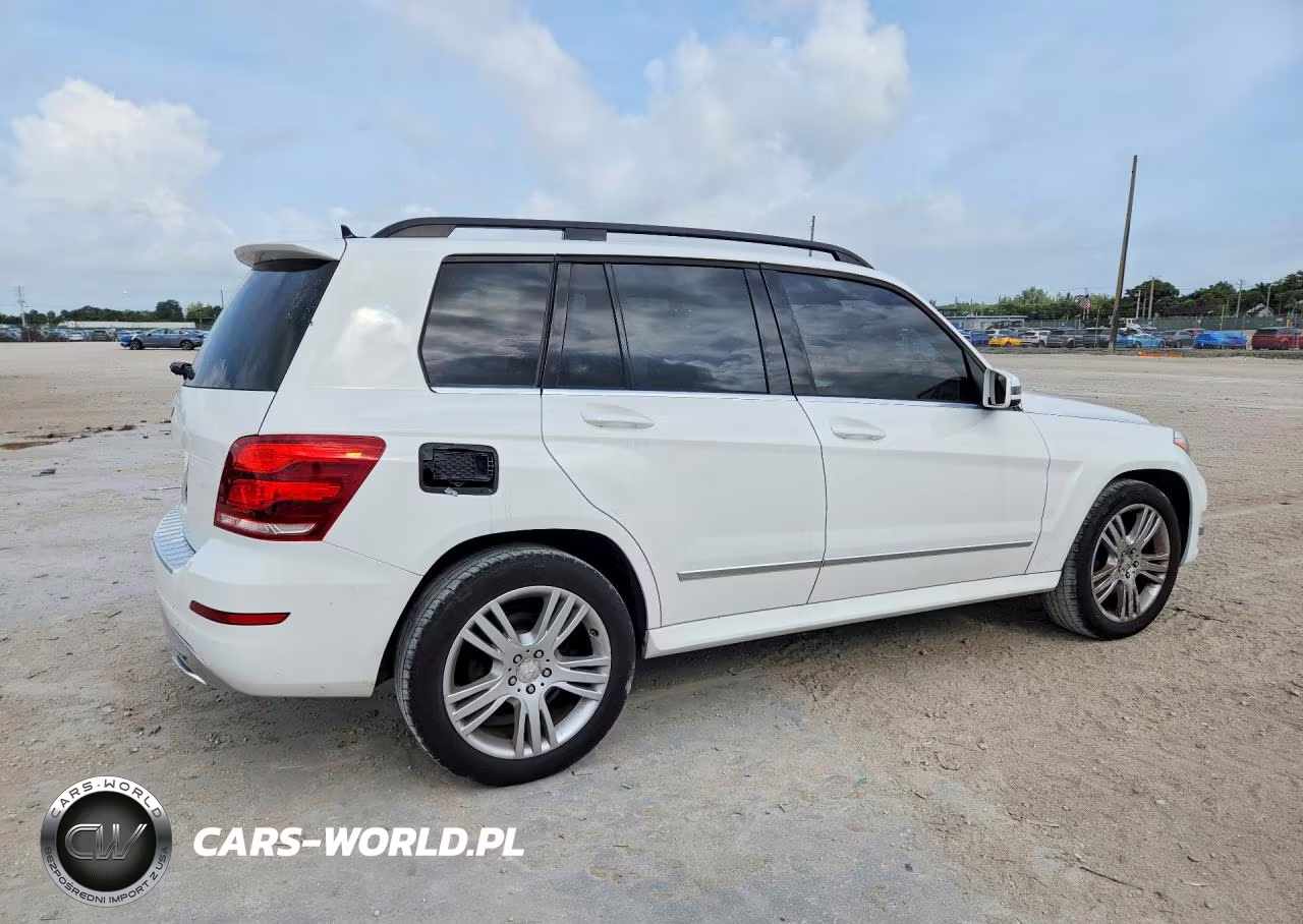 2015 Mercedes-Benz Glk 350 VIN:WDCGG5HB8FG438286 - 3