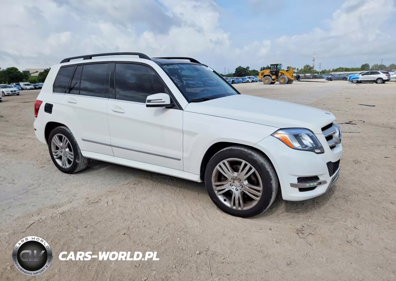 2015 Mercedes-Benz Glk 350 VIN:WDCGG5HB8FG438286 - 4