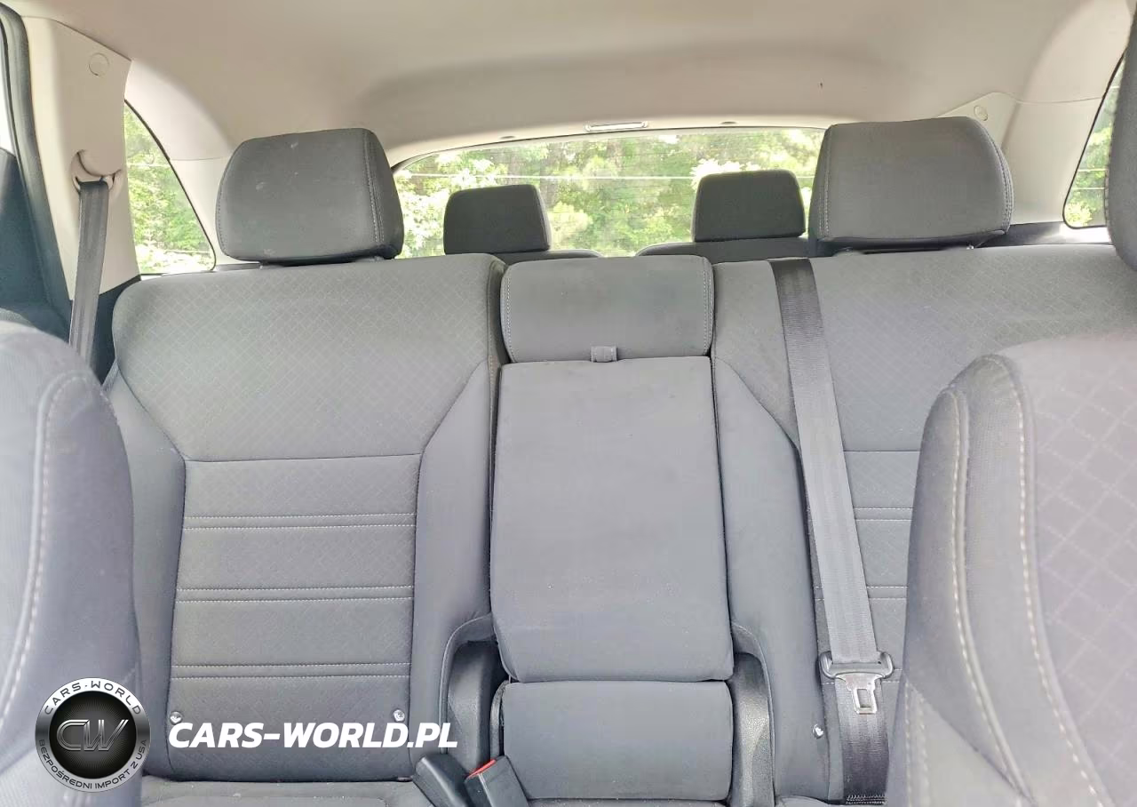 2016 Kia Sorento Lx VIN:5XYPG4A30GG119018 - 10