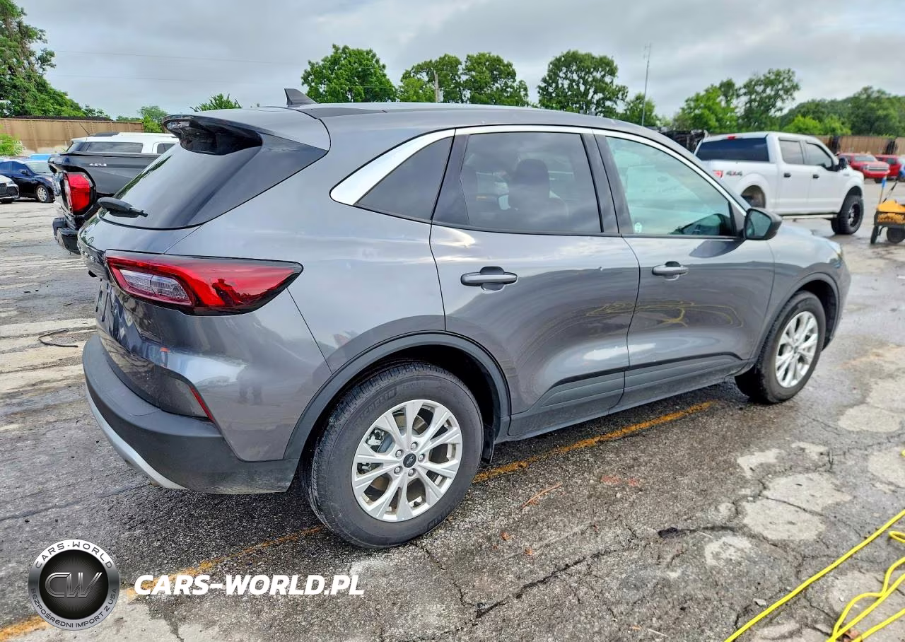 2023 Ford Escape Active VIN:1FMCU0GN5PUA71468 - 3