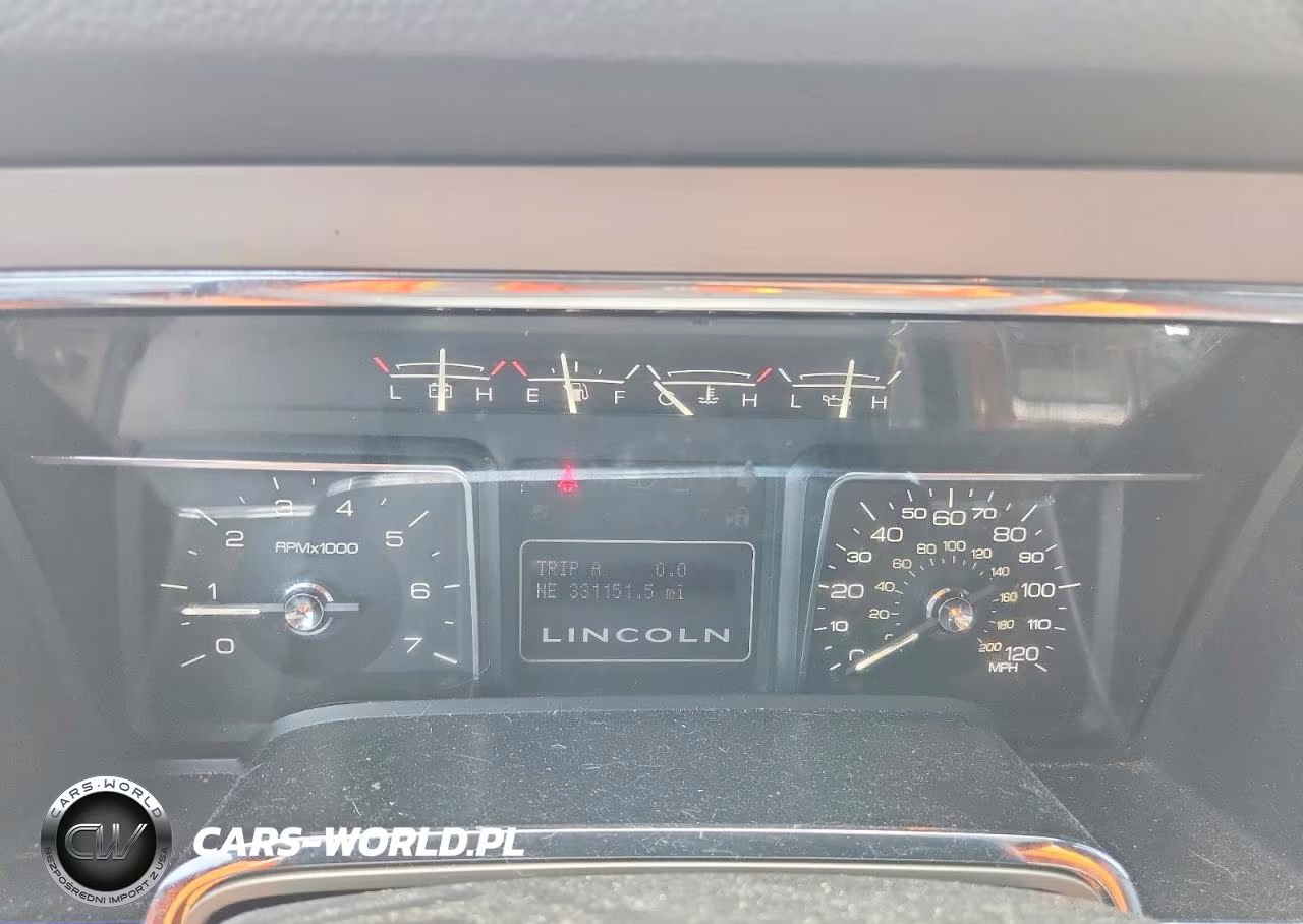 2014 Lincoln Navigator L VIN:5LMJJ3J53EEL02768 - 9