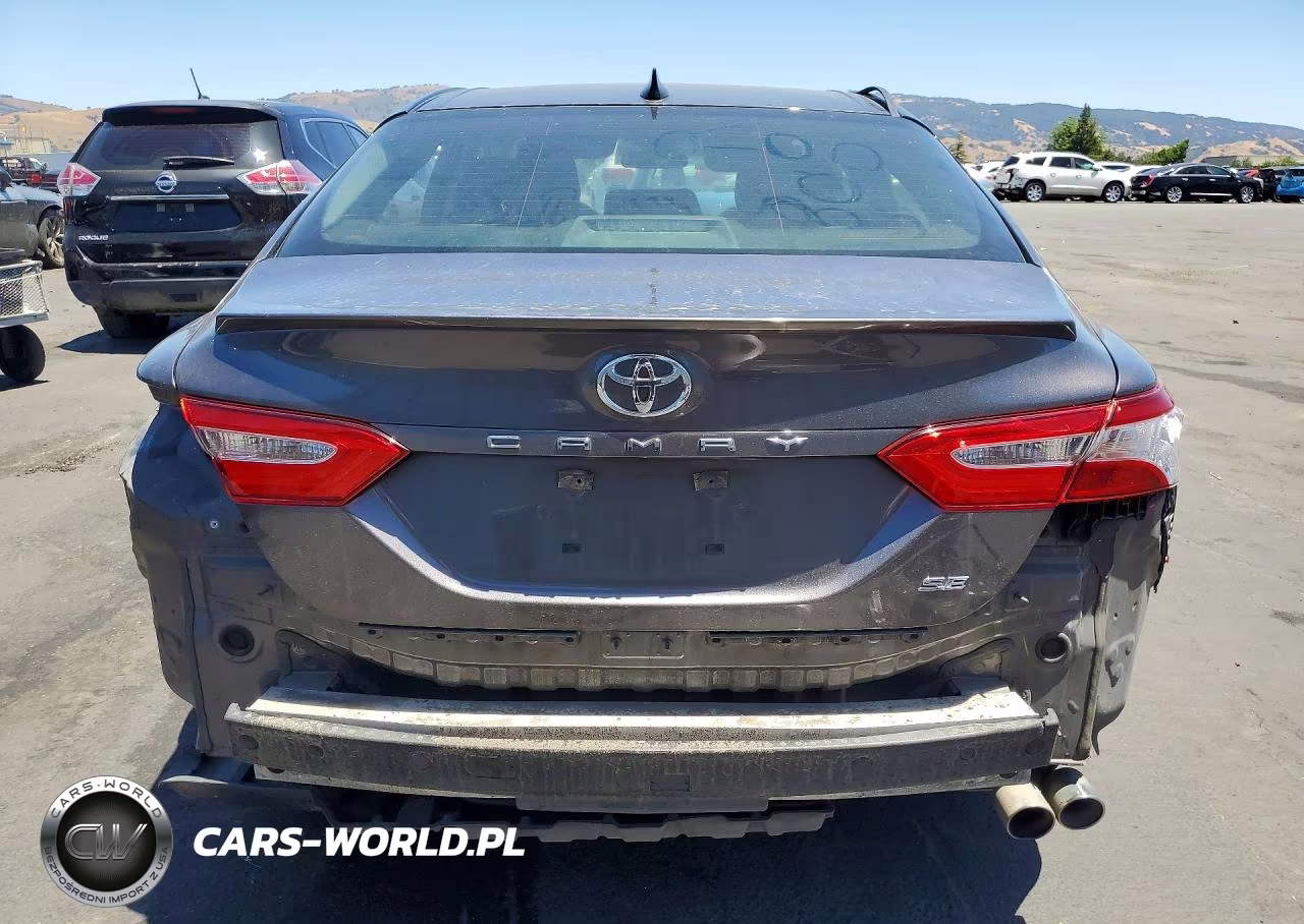 2020 Toyota Camry Se VIN:4T1G11AK1LU941726 - 6