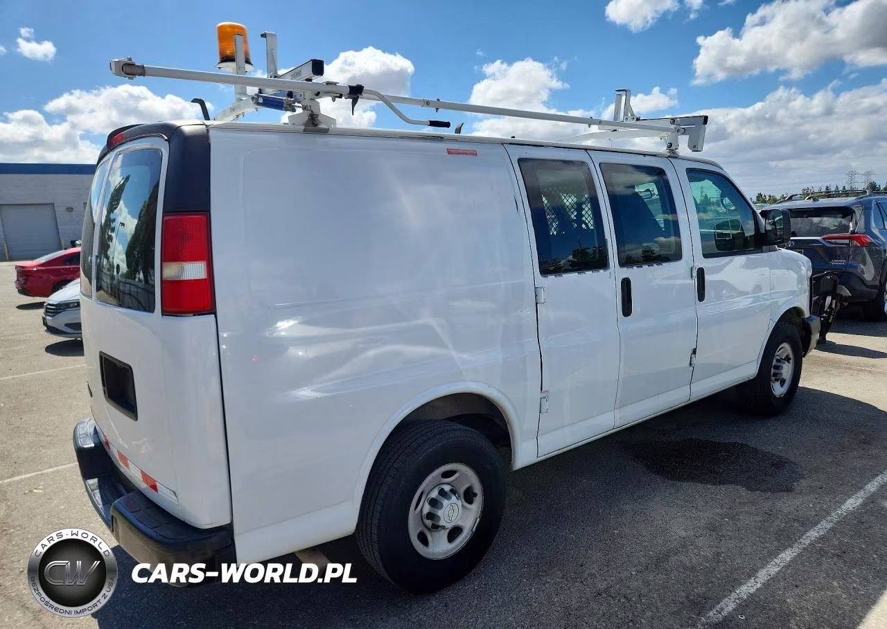 2007 Chevrolet Express G2500 VIN:1GCGG25V771224266 - 3